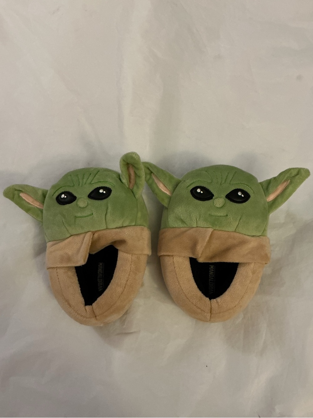Toddler Mandalorian slippers size 9/10